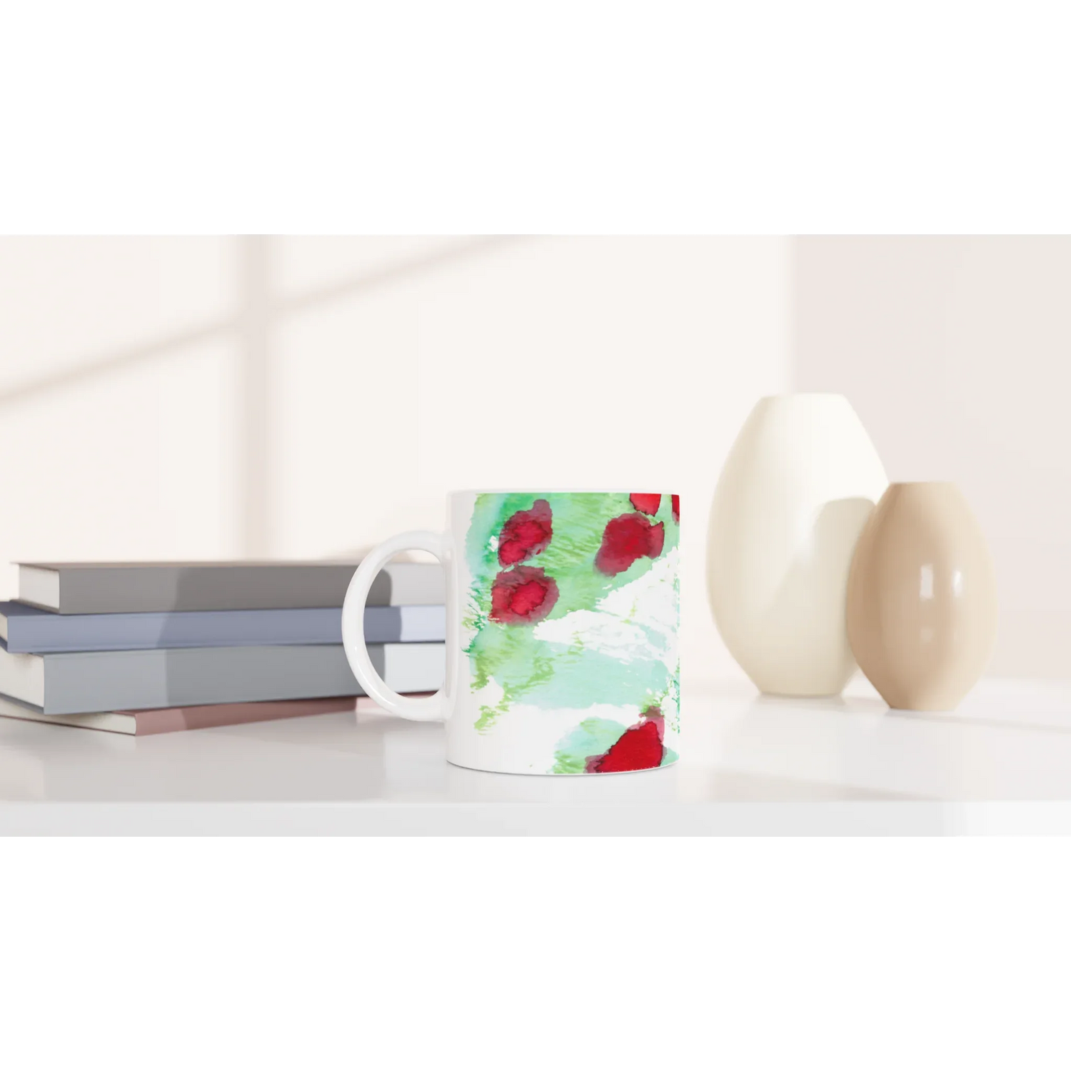 Mug en céramique blanche 325 ml Eclats rouges – Élégance, sécurité et durabilité - Laure Leprince - Artiste Peintre