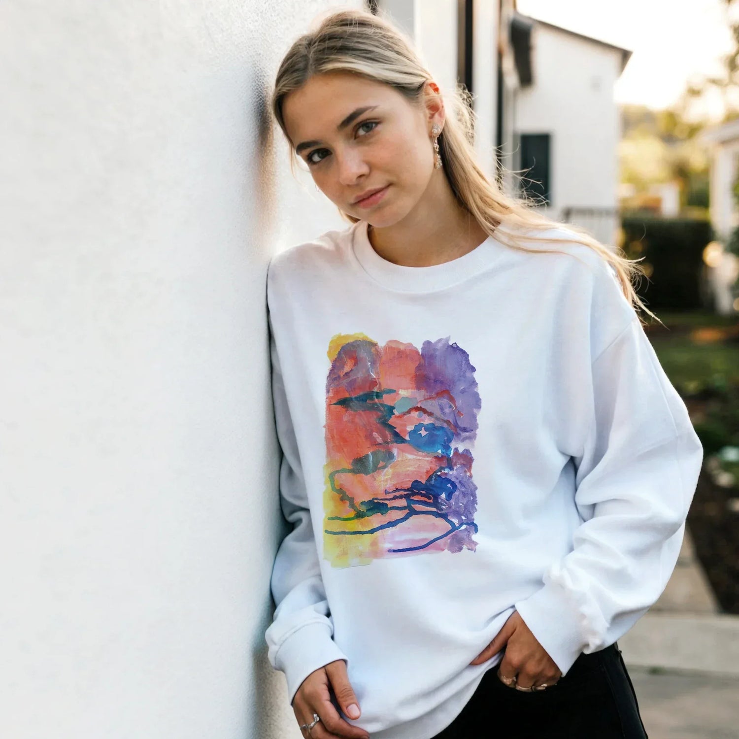 Sweatshirt Unisexe Classique Neon mirage – Impression Artistique Multicolore - Laure Leprince - Artiste Peintre