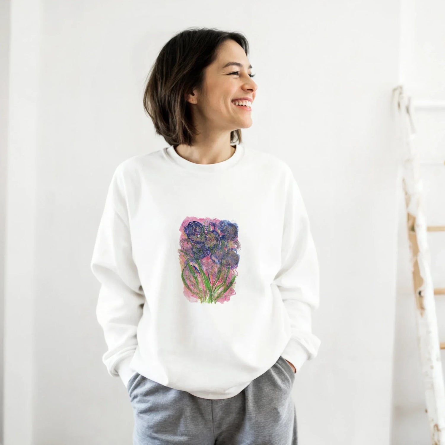 Sweatshirt Unisexe Classique Bloom Vortex– Impression Artistique Multicolore - Laure Leprince - Artiste Peintre