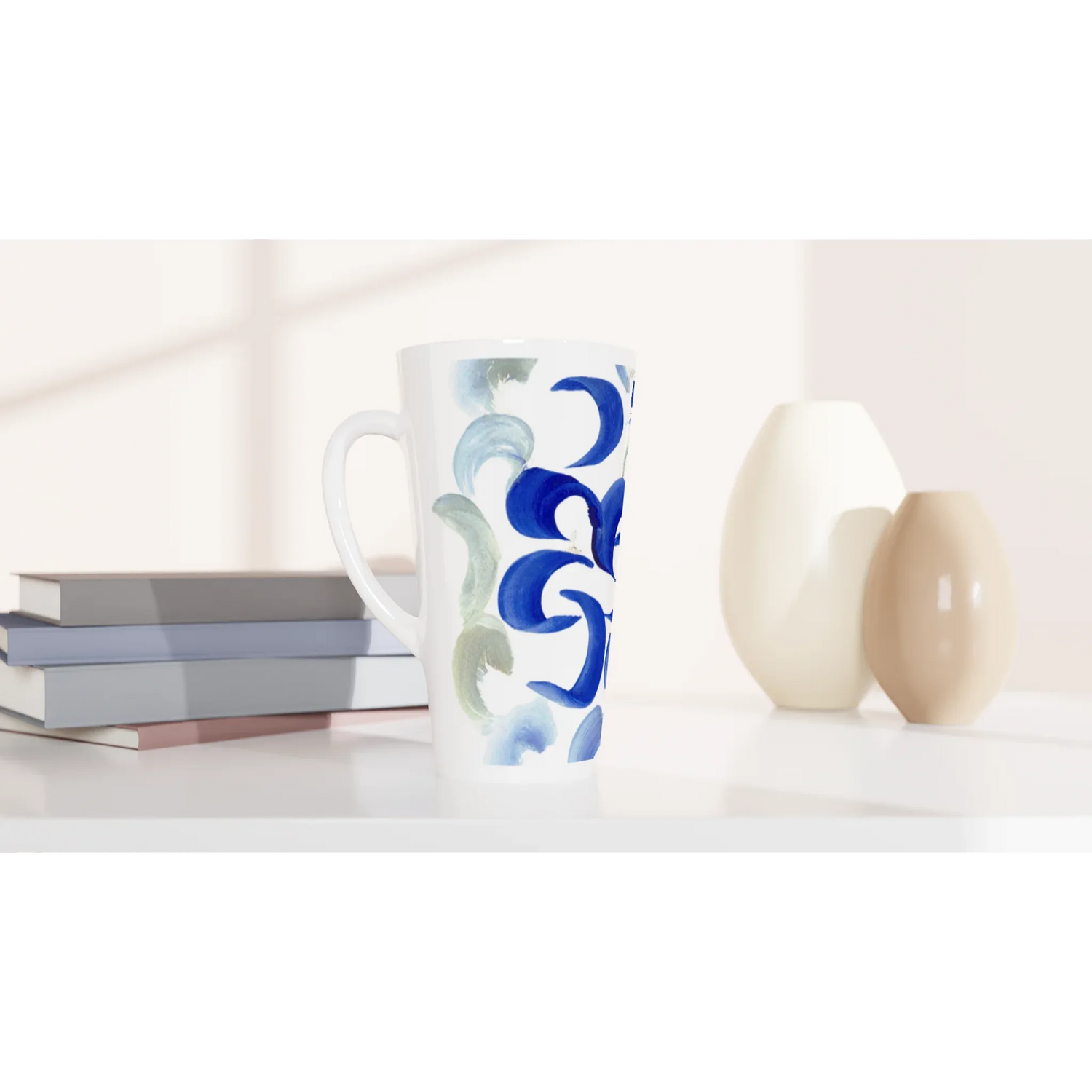 Mug à Latte en Céramique Blanche 500 ml Blue Swirls – Élégant, durable et brillant - Laure Leprince - Artiste Peintre