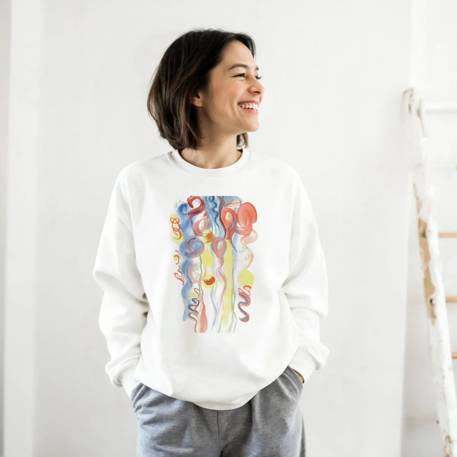 Sweatshirt Unisexe Classique Urban Parade – Impression Artistique Multicolore - Laure Leprince - Artiste Peintre