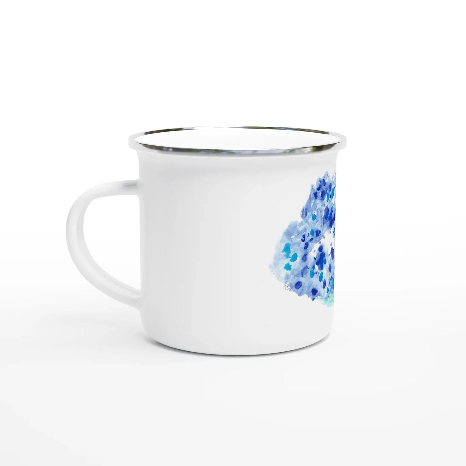 Mug en émail blanc 35 cl Hortensia Celeste – Léger, vintage et résistant - Laure Leprince - Artiste Peintre